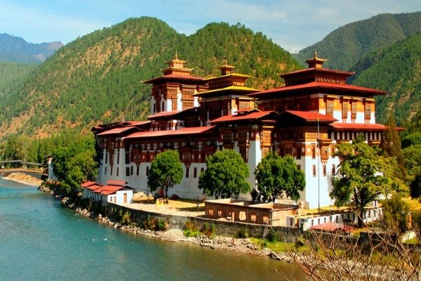 Thimphuâ€“Punakha 